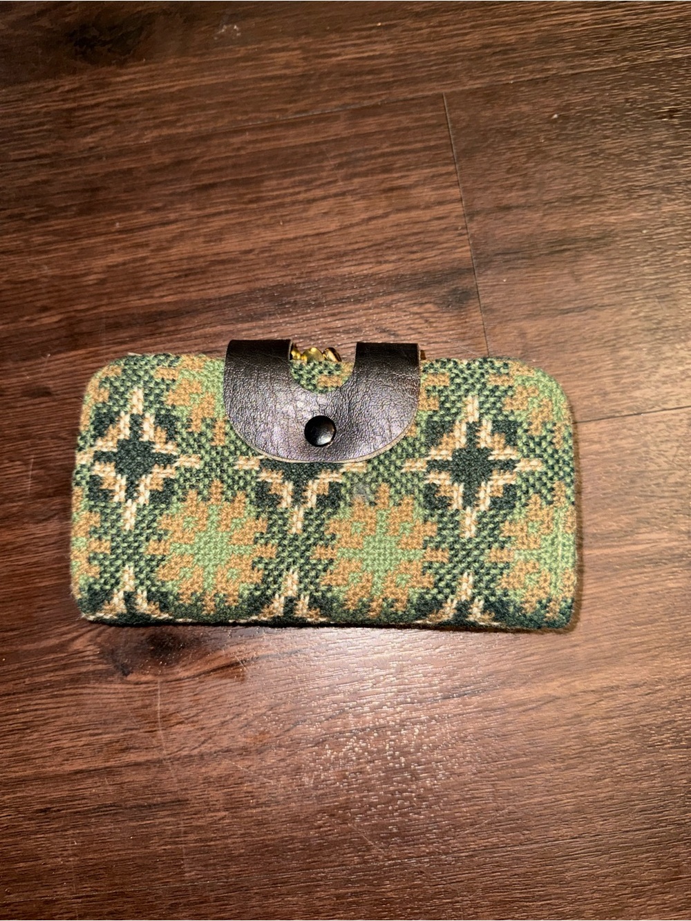 Vintage Welsh Tapestry Wallet Clutch Made in Wales Leather Kiss Lock